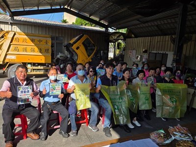 萬安環保志工隊參與-綠意生活-潔淨家園-垃圾減量暨資源回收宣導